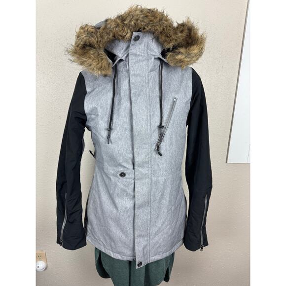 Volcom ski Jacket women’s size medium - Picture 1 of 8